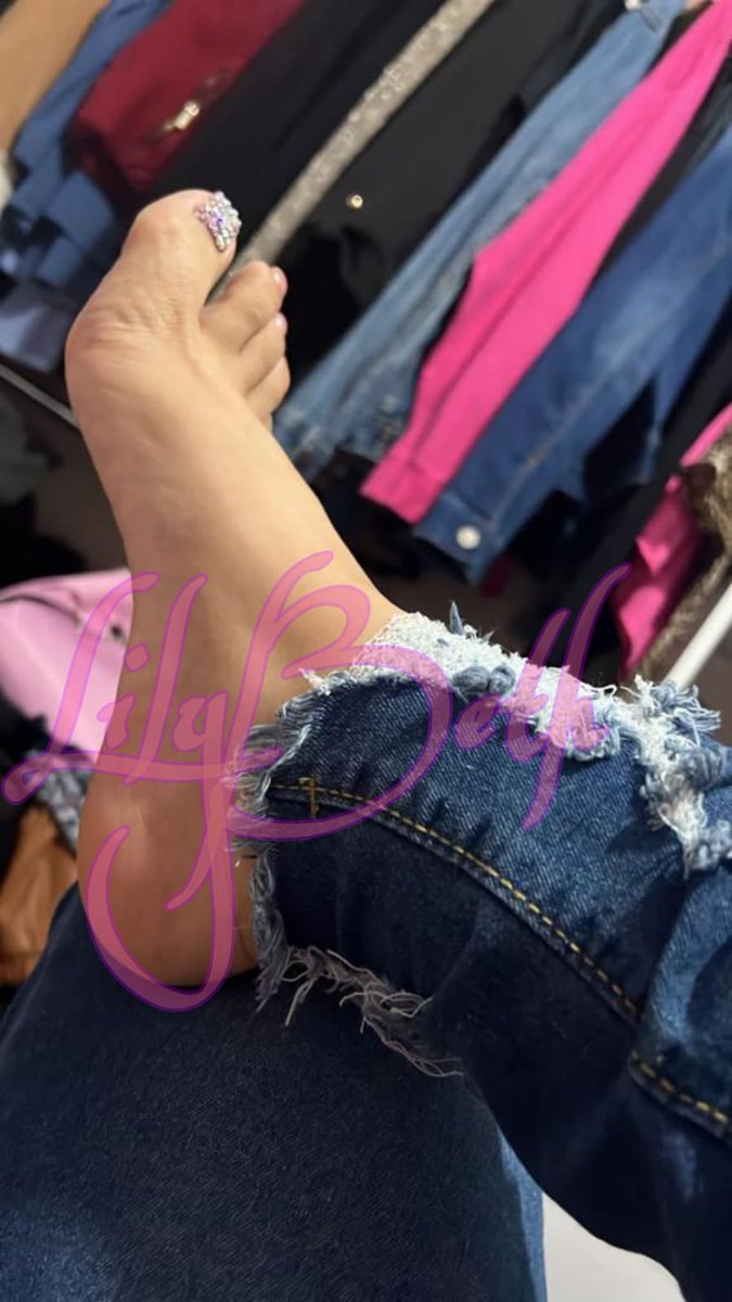 LilibethOnfa's tweet photo. Uñas decoradas 🥰🫶🏻🔥💦 También tendremos fotos exclusivas de la bella Baby. 

Suscríbanse a mi Only fans. 
O manda mensaje para ver más fotos $$$$ #LilyBeth https://t.co/vjy8MhZCtc
