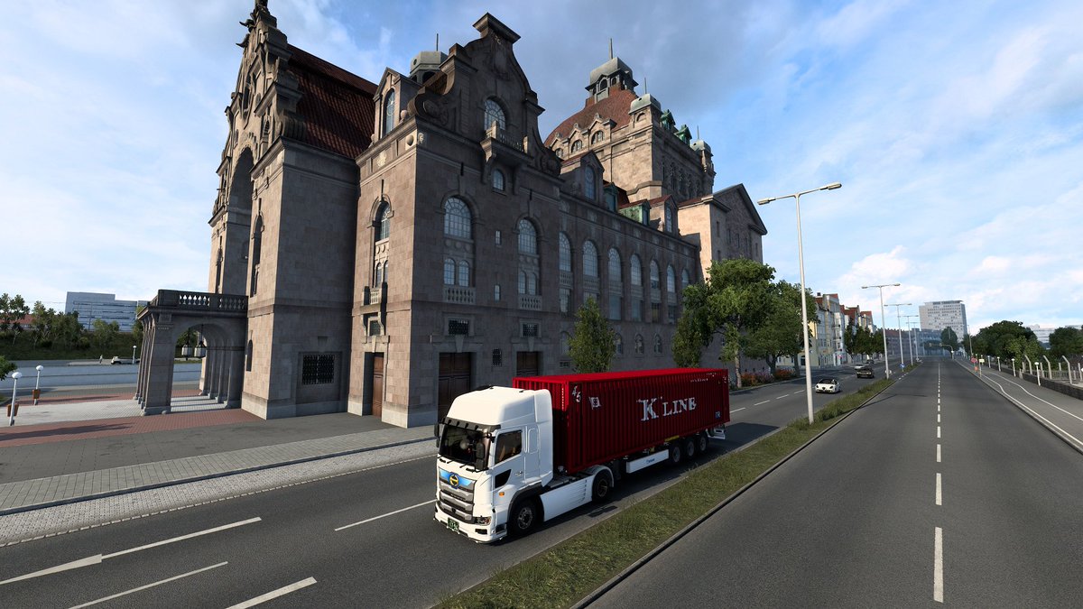 starforce1128's tweet photo. 海コン シリーズ
Modeling : himopanさん
Skin : starforce1128
#ETS2 #hino #profia #K_Line
ハイブリッド17プロフィアで Kライン(川崎汽船)コンテナを引っ張ってみました
ドイツ、シュトゥットガルト(州立歌劇場、見本市立体駐車場)を抜け、ニュルンベルク(オペラハウス)へ https://t.co/LuDUM9lrJw