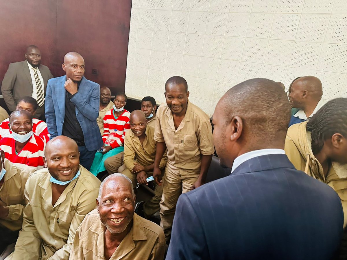 williamzambezi's tweet photo. @CCCZimbabwe #SeriNeseri
#VotingIsLife
#Godisinit
@nelsonchamisa Incoming President #ForEveryone https://t.co/2D1JC17COy