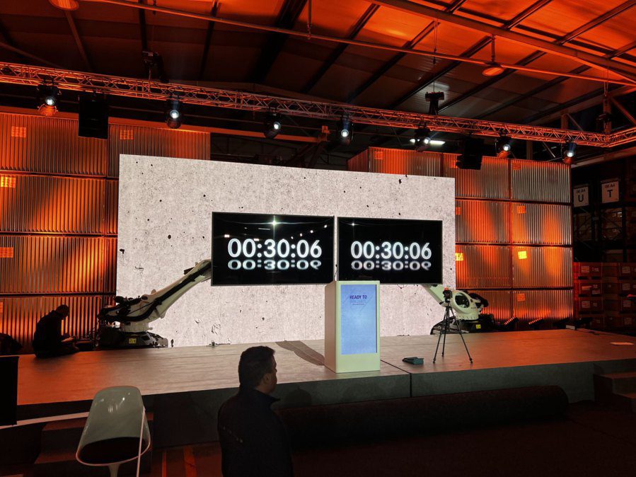 instalia_eu's tweet photo. https://t.co/u9P11qMQdE
✅@Europalco ha organizado el primer #Evento con sus #Robots #Kuka
 #PedroMagalhães 
Desde #EUROPALCO nos encargamos de la #Escenografía #Escenario #Audiovisuales los controles automáticos y el mobiliario.
Se construyó una #ParedLED de 8×4 metros... https://t.co/4IB26KSjHg