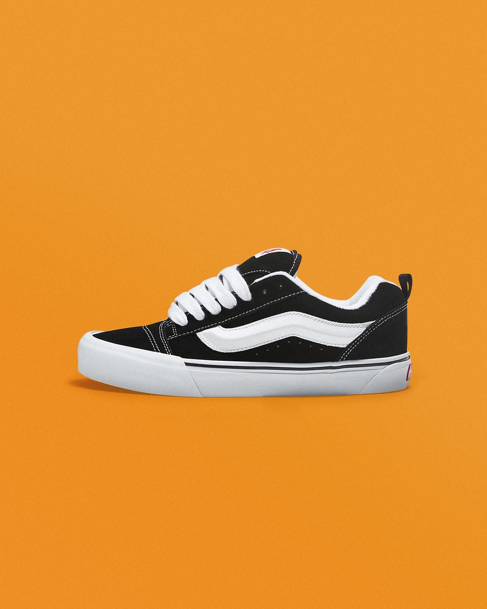 Studio_88's tweet image. Vans Knu Skool - with a chunky, oversized look and feel reminiscent of iconic skate shoes from decades past.
Sneaker - R1499.99 per pair
Available in-store &amp;amp; online, whilst stocks last
#styleonthemove #vans #offthewall