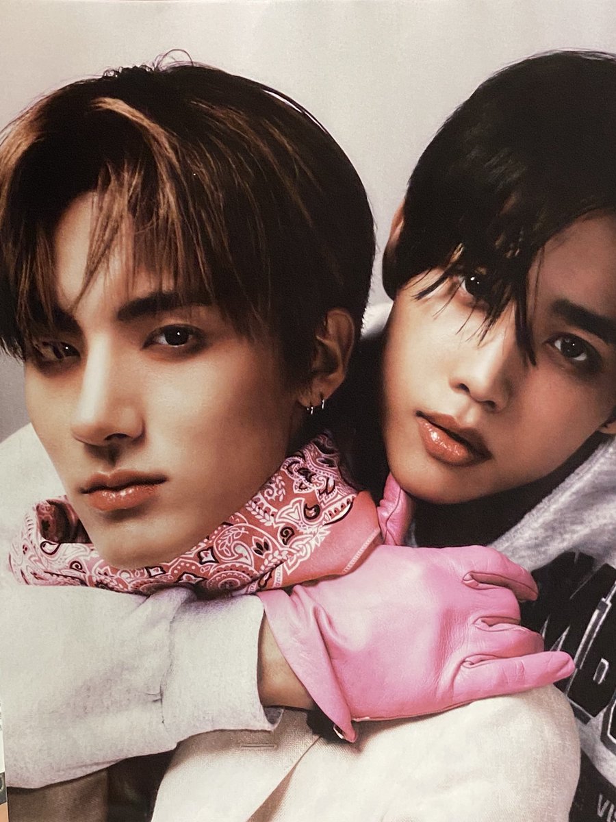 theboyzfolder's tweet photo. Sunwoo and Eric for Marie Claire❕ 

#선우 #에릭 #더보이즈 #THEBOYZ https://t.co/T1S3wWBuwx