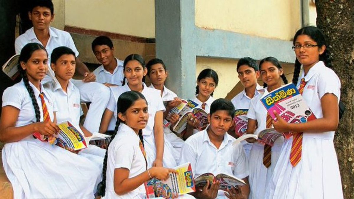 ImThimira07's tweet image. Mandatory attendance rate of A/L students to be considered at 40% only for 2023 - Minister of Education

#lka #SriLanka #AdvanceLevel