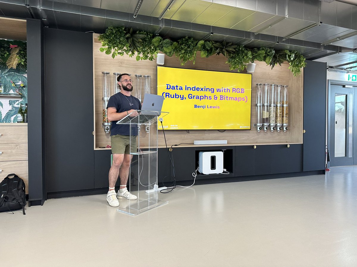 southwestruby's tweet image. Thanks to everyone who came to the meetup last night. It was great to see everyone. 💎 #rubyfriends