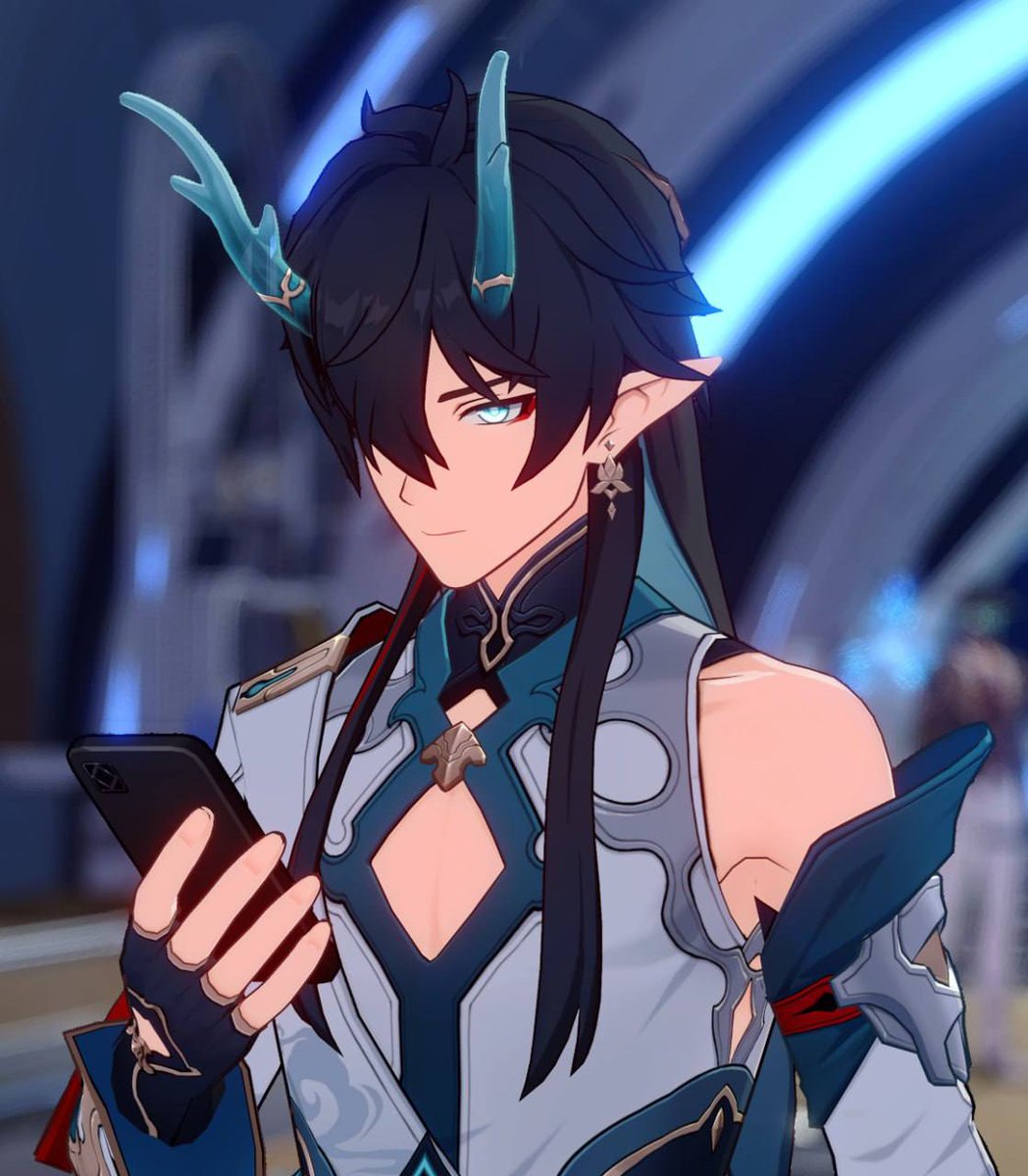 HSR LEAKS

IMBIBITOR LUNAE STILL HAS THE PLAIN BLACK PHONE CASE 💀