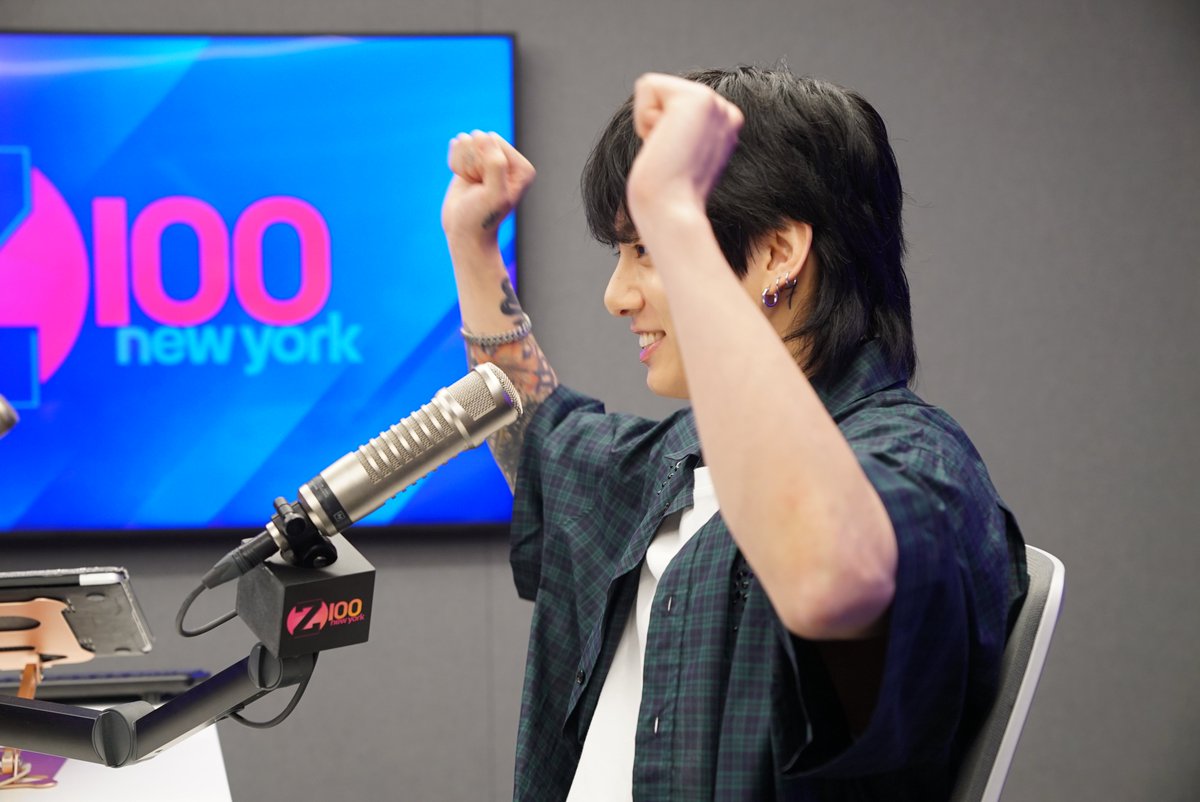 Z100NewYork's tweet photo. In 20 MINUTES we'll be dropping a new #JUNGKOOK interview with @LaCrystalRosas on our YouTube page! 😲❤️‍🔥 #BTSARMY get ready for this one! @bts_bighit 

https://t.co/lfwTii5Wrv to watch! https://t.co/ZFL6RWk5ju