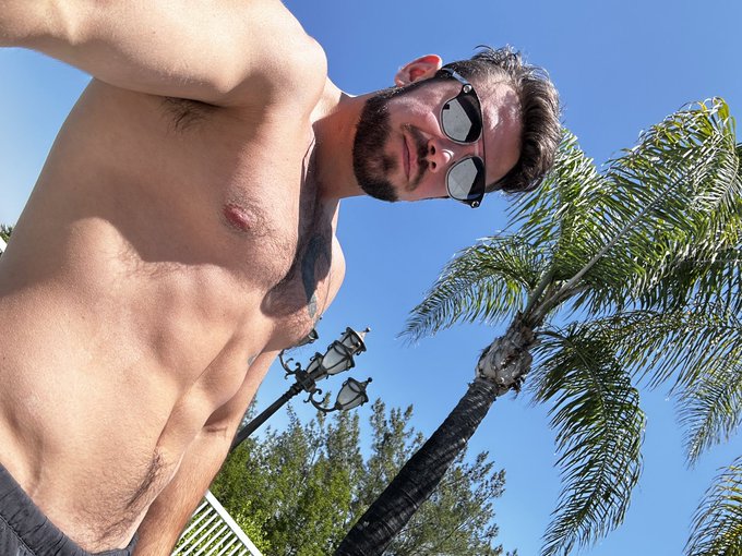 Enjoying the view down there? Do something about it 😏  🔥 https://t.co/LkGw17YUfw 🔥 https://t.co/66Gu<a href="/tag/mvsales"class="tags"><span>#mvsales</span></a>