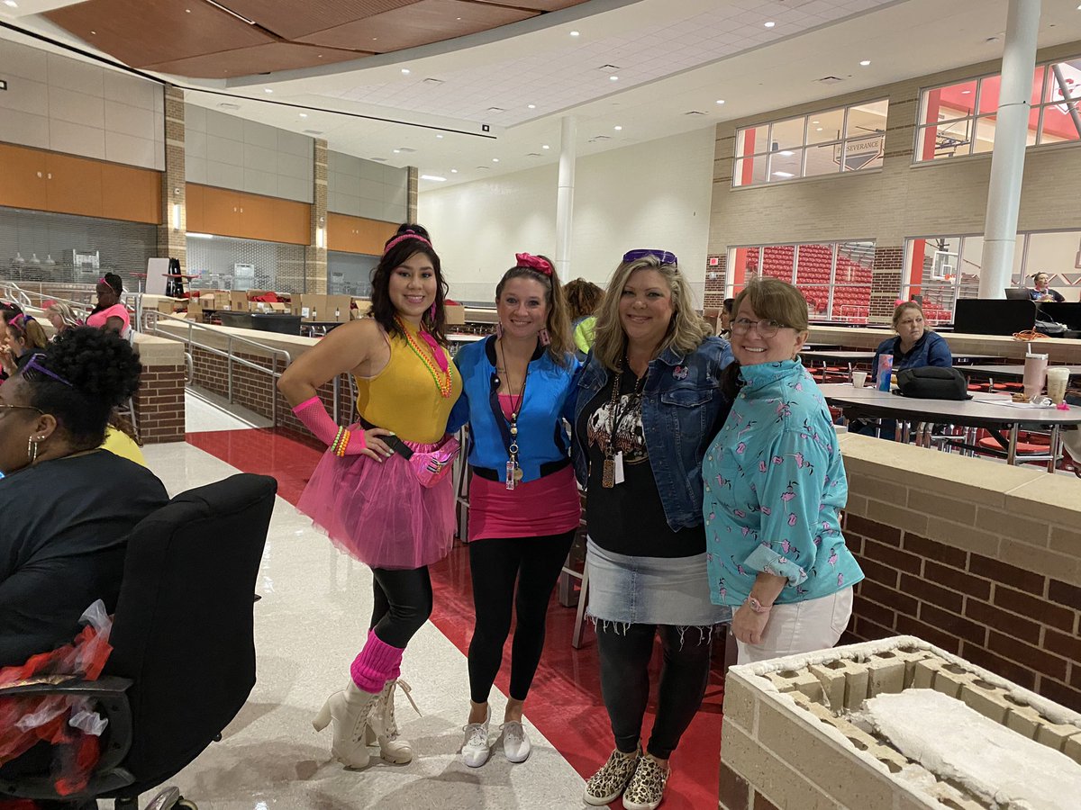 MsDsKids's tweet photo. Best District in Texas!! #CISDROCKINTHESTAGE #theclevelandisdway
#LetsGoJags 
#JagROAR
#BeFierce
 #MsDsKids https://t.co/sXvmdcVCup