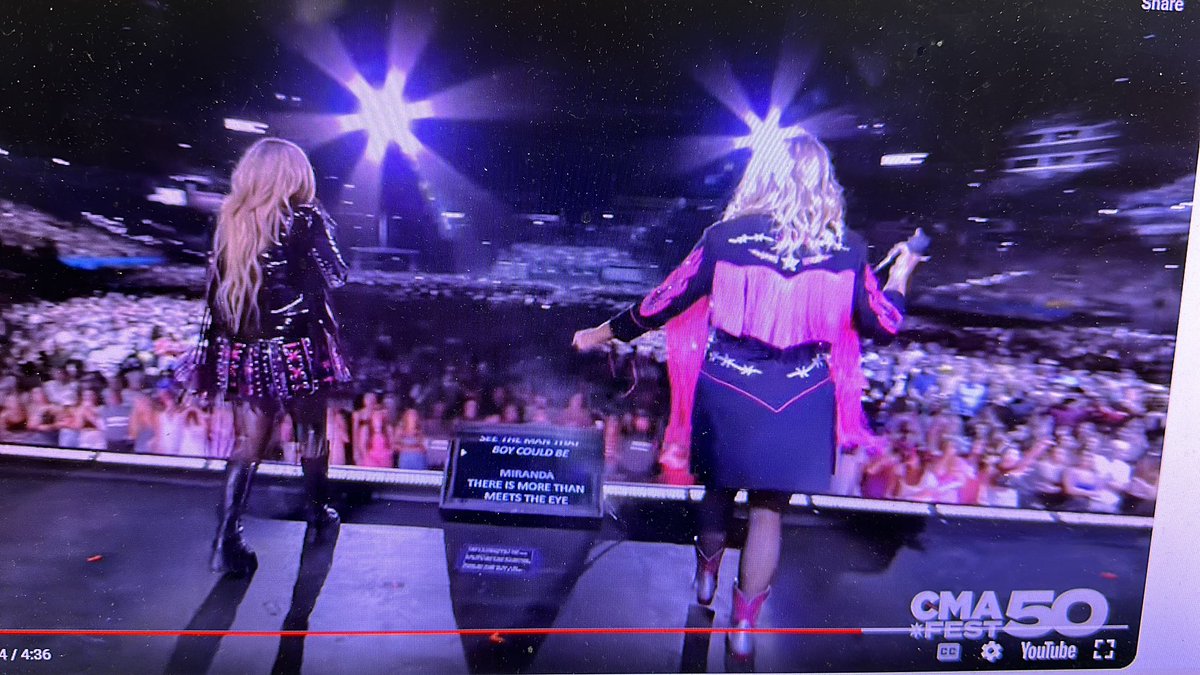 djwalkerAM's tweet image. Teleprompter disguised as a stage monitor…