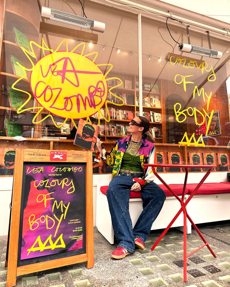 kroneworld's tweet photo. What a joy to be in the kaleidoscopic London summer to pour Krone Vintage-only Cap Classique for the U.K launch of @LeaColombo's technicoloured tome, Colours of My Body at the delightful @shreejinews

#ColoursofMyBody #LeaColombo #a #KroneCapClassique #VintageOnlyCapClassique https://t.co/5KnsT4XLAR