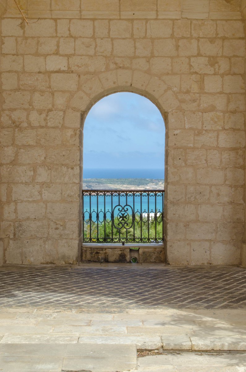 MichMatter's tweet photo. 📷NUOVO POST📷 Link ➡️ https://t.co/O6r7mQwxVj
Tra le cose più suggestive da vedere a Mellieha bisogna citare il suo panorama. È possibile ammirarlo in due luoghi iconici, dalla Chiesa e dalla Torre Rossa.

#photographer #photography #Malta #Travel  #travelphotography https://t.co/Q03ZCkNJLT