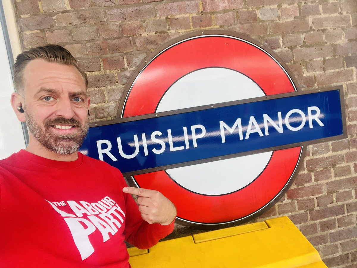 DavidRobson84's tweet photo. Uxbridge & South Ruislip by-election!
Letโs make history #VoteLabour #BetterBritain #Byelections #BritainElects https://t.co/glluaQaxJq