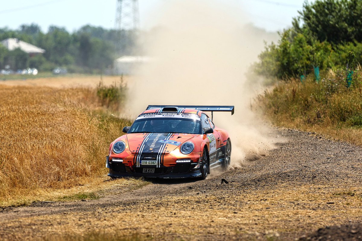 Petr Nešetřil tweet media