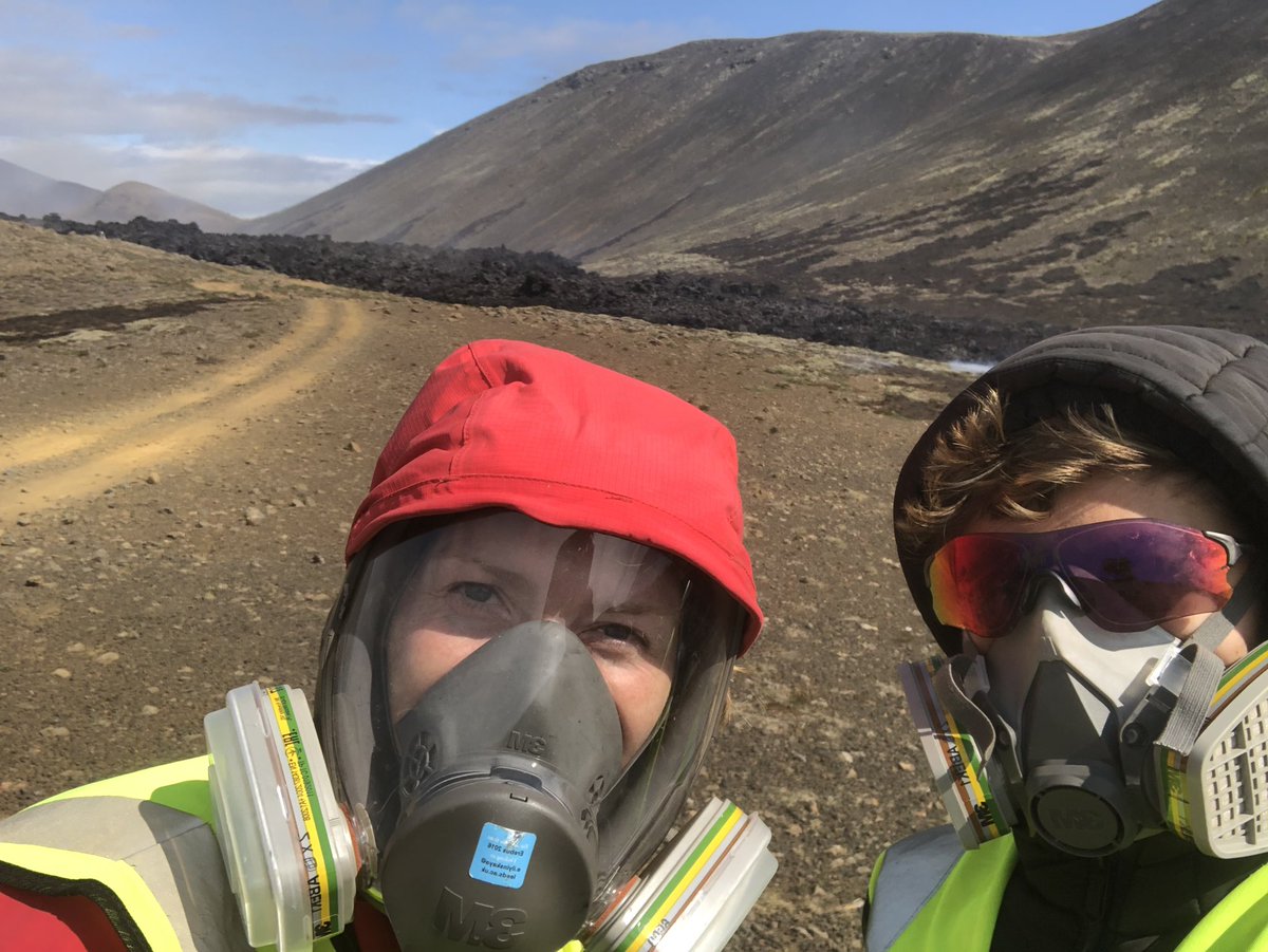 Volcanology @ Leeds (@leedsvolc) on Twitter photo Leeds Volcanologists <a href="/EIlyinskaya/">Dr. Evgenia Ilyinskaya</a> <a href="/WainmanLaura/">Laura Wainman</a> <a href="/JoSepuAraya/">Josefa Sepúlveda</a> have been sampling at the #LitliHrutur eruption in Iceland. This work will improve our understanding of particle composition and size distribution in the volcanic plume - important for air quality hazard assessments. Leeds Volcanologists <a href="/EIlyinskaya/">Dr. Evgenia Ilyinskaya</a> <a href="/WainmanLaura/">Laura Wainman</a> <a href="/JoSepuAraya/">Josefa Sepúlveda</a> have been sampling at the #LitliHrutur eruption in Iceland. This work will improve our understanding of particle composition and size distribution in the volcanic plume - important for air quality hazard assessments.