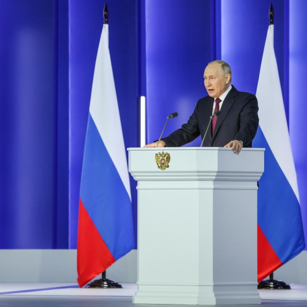 E se Putin avesse ragione?

Nello spazio mediatico Putin è rappresentato come l'invasore che ha torto a prescindere da qualsiasi motivazione. La storia però è ricca di invasioni che hanno avuto successo ed è scritta dai vincitori. #GuerraRussiaUcraina

ilformat.info/2023/07/20/put…