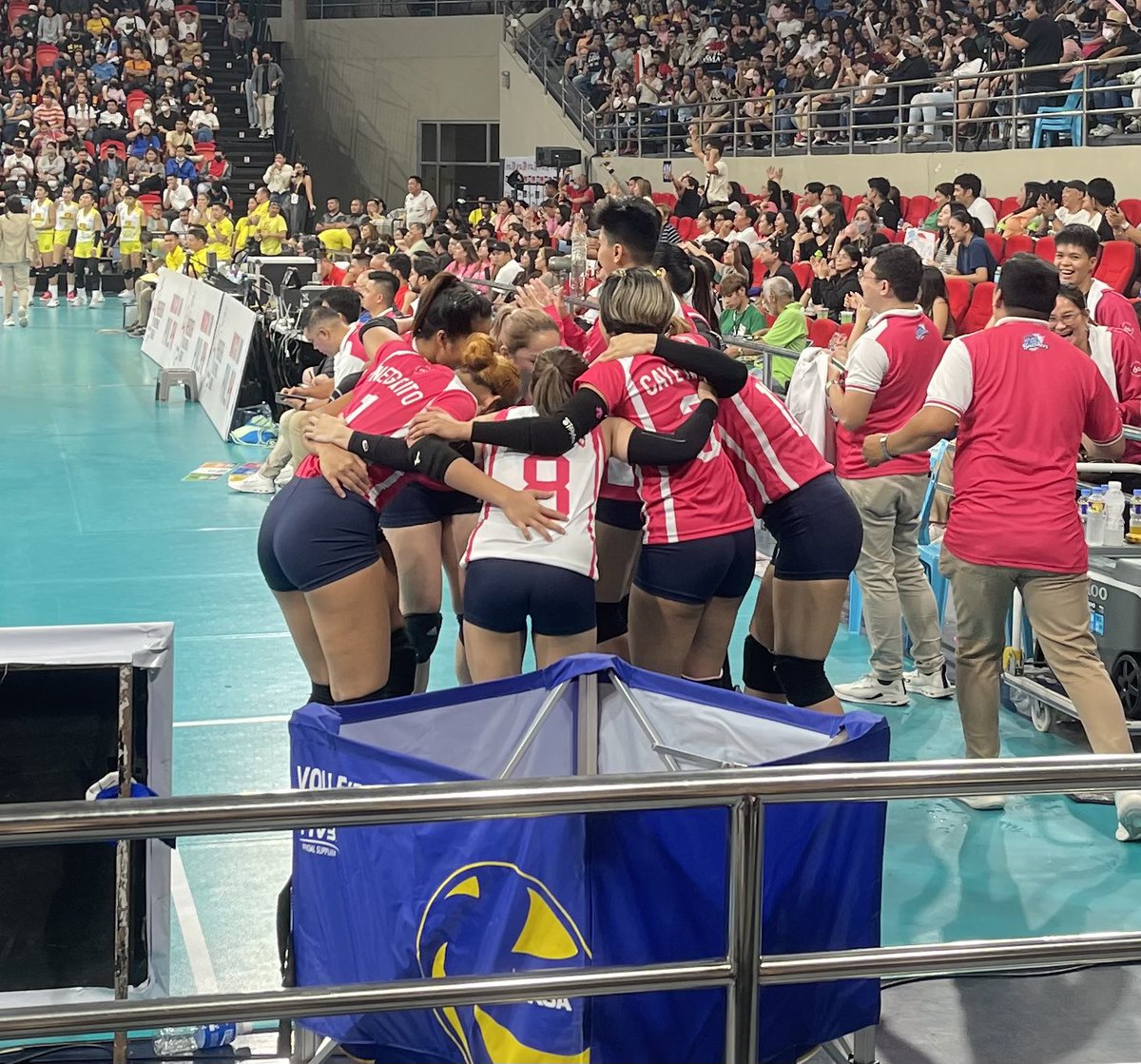 QueenJGOfficial's tweet photo. So proud of you Ladies!! 💪🏻🩷 https://t.co/cOPnb7tM68