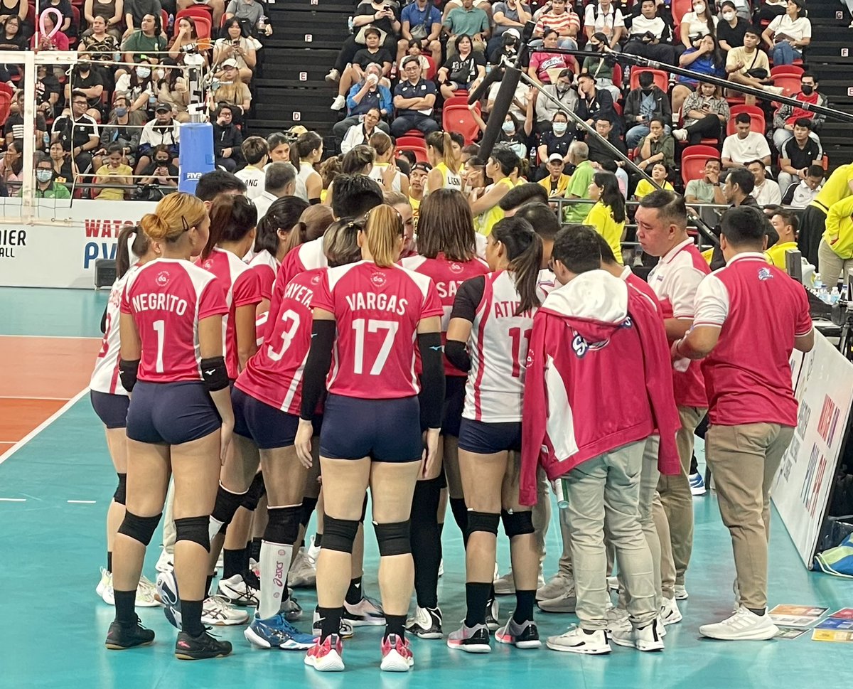 QueenJGOfficial's tweet photo. So proud of you Ladies!! 💪🏻🩷 https://t.co/cOPnb7tM68