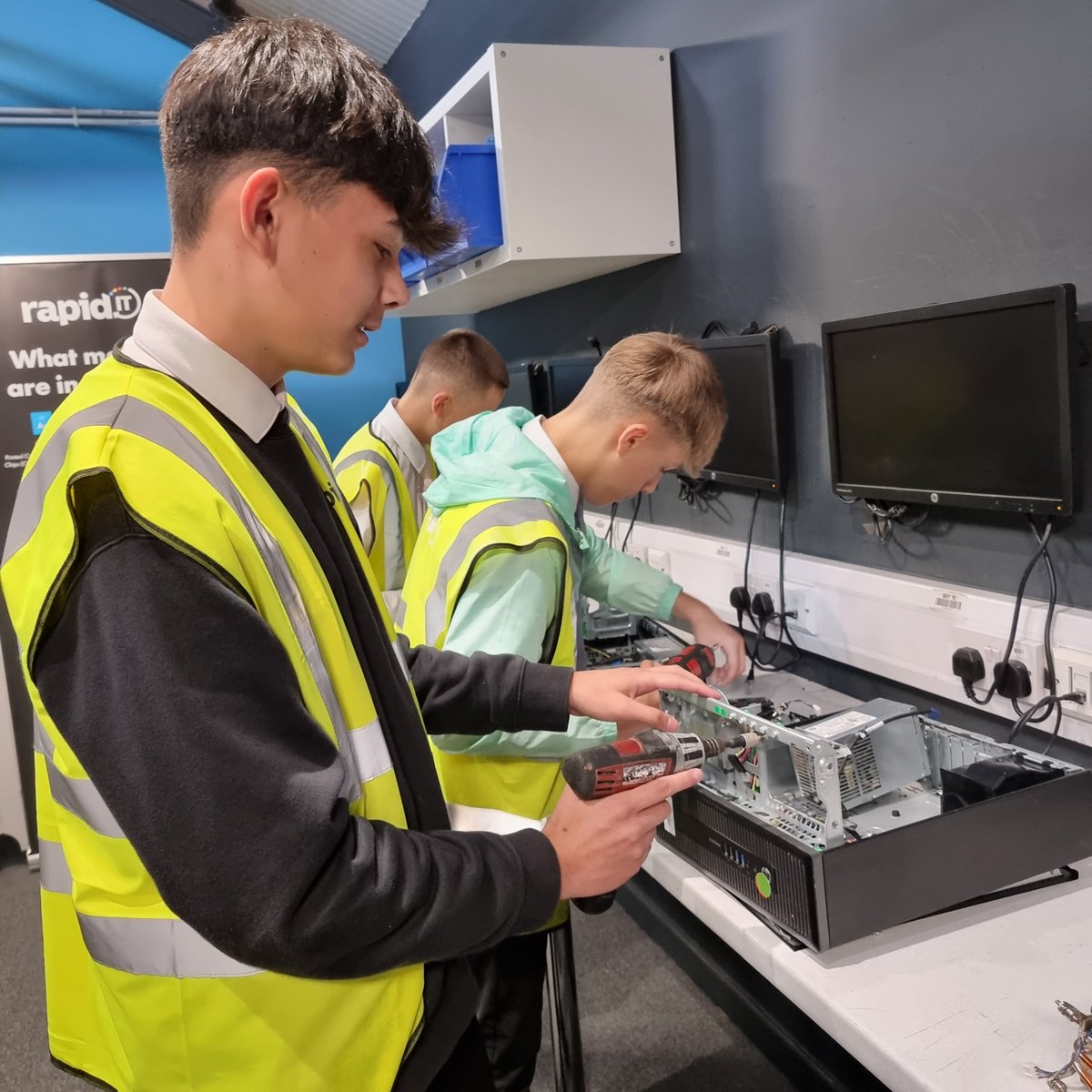 Rapid IT tweet media