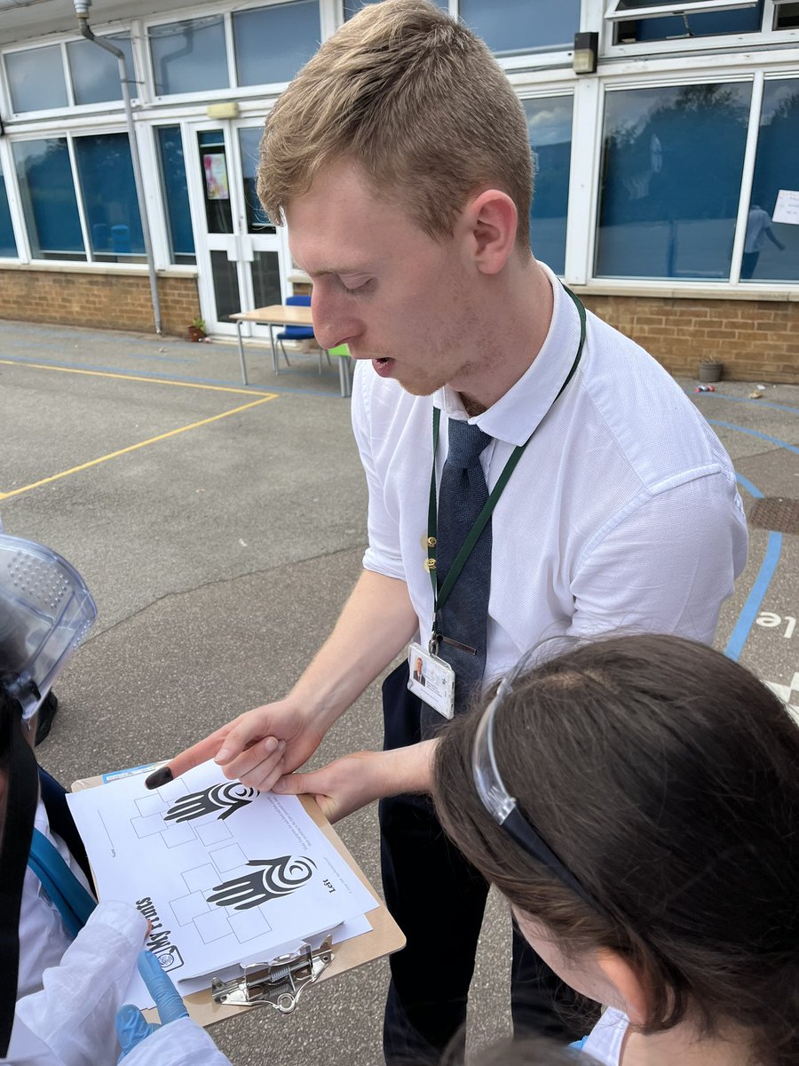 khpa_MrsS's tweet photo. Collected our evidence from our suspects and then analysing it! The evidence was very clear that @KHPAMrHarris was the culprit! But he did apologise #Ad2023 @KhpaPrincipal  @khpa_h https://t.co/0Z9oYLiOHX