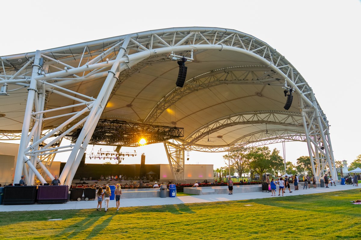 ICYMI: @TheSoundFLA at Coachman Park, Clearwater's newest outdoor concert venue and waterfront park is now open to the public!🎵☀️🌴   #TheSound #CoachmanPark #Clearwater #Florida 

Learn more at CoachmanPark.com