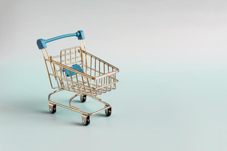 La distribuzione della nuova socialcard "Dedicata ate" ha avuto inizio. Nella tessera postepay che viene ritirata presso gli uffici postali, vengono caricati 382,50 euro in un'unica soluzione. La carta deve essere attivata entro il 15 settembre,

ilformat.info/2023/07/20/ded…