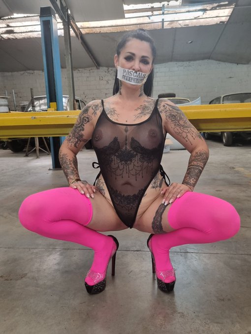 Thank you for a great PSS shoot today @Aliciadark31 xx https://t.co/sqMEDwL2nQ<a class="tags" target="_blank" title="On Twitter" href="/?out=eyJ0eXAiOiJKV1QiLCJhbGciOiJIUzUxMiJ9.eyJpYXQiOjE3MjE2NzUxMzUsImlzcyI6InR3cG9ybnN0YXJzLmNvbSIsIm5iZiI6MTcyMTY3NTEzNSwiZXhwIjoxNzUzMjExMTM1LCJyZWRpcmVjdF91cmwiOiJodHRwczovL3R3aXR0ZXIuY29tL0FsaWNpYWRhcmszMSJ9.um0dT2qcSrIDyxAeEjAUEafPHePP3VHudpqARabB5XL2OUqt7uqbxqY-lEt1BIsEz7GJj902z6vP-t-ZZDNr6g">@Aliciadark31</a><a href="/tag/hardcore"class="tags"><span>#hardcore</span></a><a href="/tag/anal"class="tags"><span>#anal</span></a>