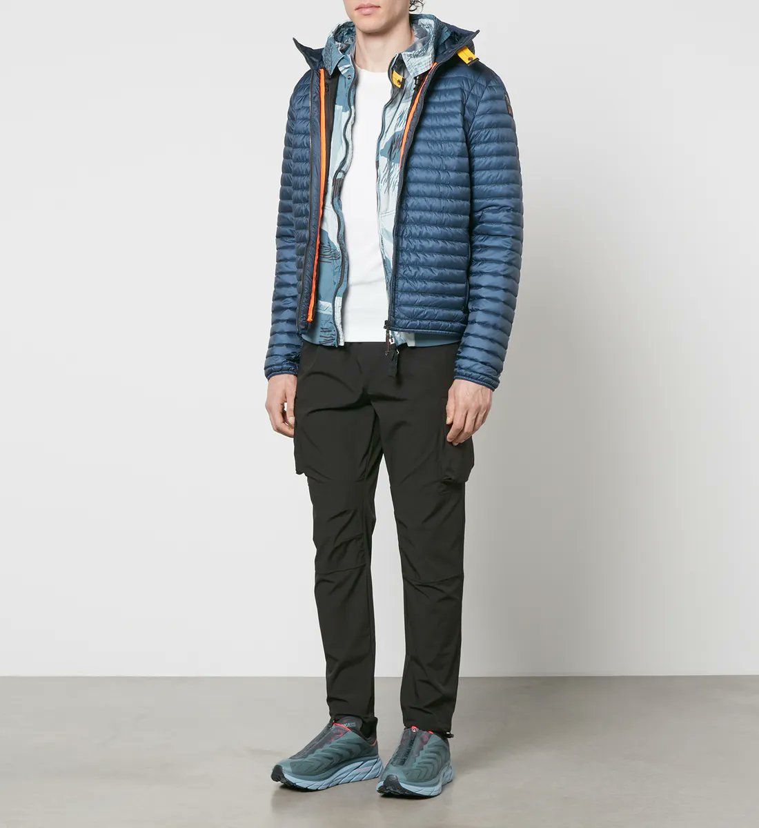 CasualSpotter's tweet image. Big discounts @Coggles , like these Parajumpers jackets with up to 80% off😱
Shell jacket     : £470➡️£94 (M|L).
Shell gilet         : £345➡️£69 (M|L).
Padded jacket: £394➡️£158 (S-L).
Bomber jacket: £460➡️£184 (S-XL).
tidd.ly/3OlH26n
⬆️Shop all sale here⬆️ #parajumpers