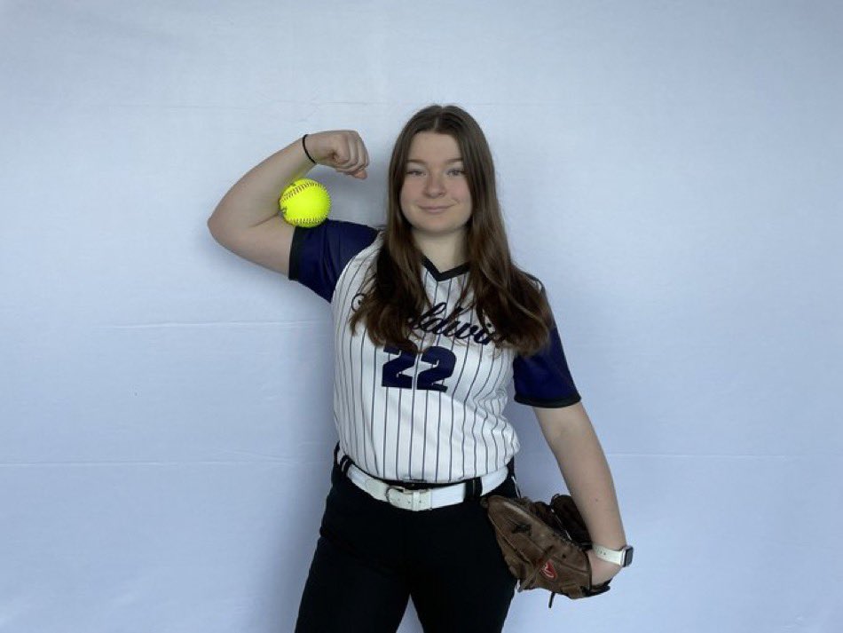 Wishing a happy birthday to senior infielder <a href="/laceybonetti/">lacey</a> ! 🥎🥳