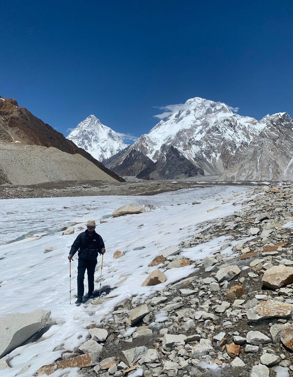 basitrono1's tweet photo. 4.power of the natural world. 
It's an experience that changes you in ways that are hard to put into words, and it's one that you'll carry with you for the rest of your life.

And they rightly said that Mountains are the soul's fuel.
Thankyou all for being part of this expedition https://t.co/mHV5MKcE0h
