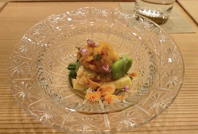 今日は母親の誕生日で
コース料理予約したら
とても喜んでくれました✌🏻

半年前まで休みもない
サラリーマンで毎日地獄だったけど
しっかり知識付けて行動する事で
現実が変わる事が体感できました😭

最近、「稼ぎ方教えてください」など
DMが来る事が多くなりましたが
本気の人だけDM返してます！