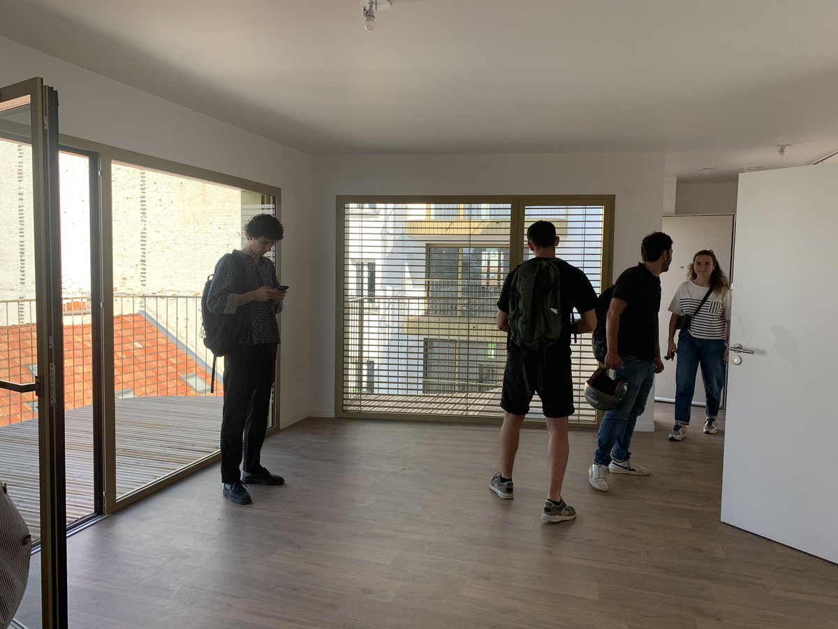 Visite presse de notre 🏚️flambant neuf🌟38 Terre Neuve #Paris20 avec NZI architectes. L'occasion d'un retour en image sur les qualités esthétiques architecturales de cette construction neuve de 14 logements sociaux accessibles PMR et 1 crèche associative ! #aménagement <a href="/soreqa/">Soreqa</a>