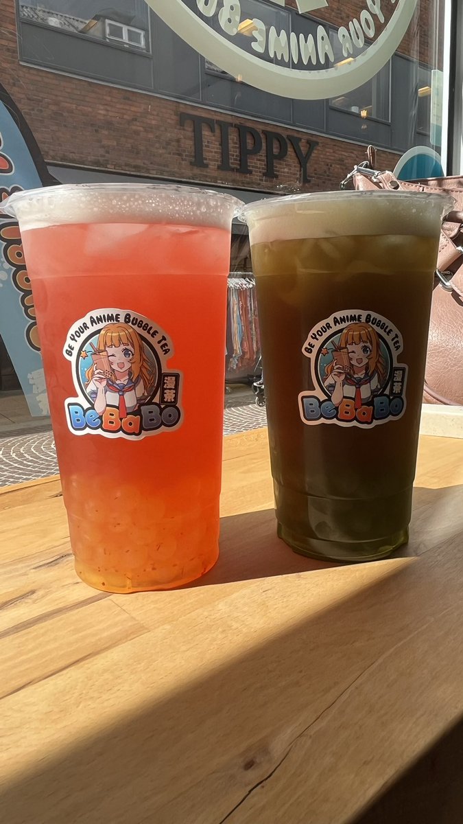 ObsidianMSword's tweet photo. Yet a other bebabo bubble tea with my gf https://t.co/4VS4dqrqhT