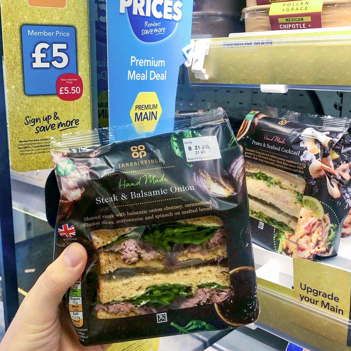 coopuk's tweet photo. 🚨PSA🚨 NEW PREMIUM MEAL DEAL AVAILABLE NOW 🔥

Irresistible sarnies, premium sushi, luxury salads… who’s joining us for lunch? https://t.co/f6TMf5LRmp