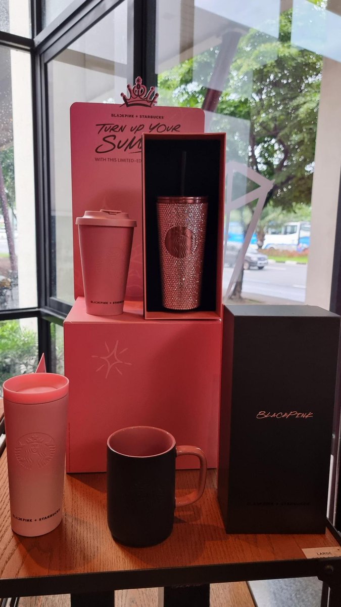 ABSCBNNews's tweet photo. TURN UP YOUR SUMMER. 🖤💖 

Starbucks has launched its collaboration with the K-pop girl group Blackpink in the Philippines.   

The limited-edition collection, which includes merchandise and a Blackpink-themed drink, will be available to the public starting July 25.   

Photos by Karen Flores Layno, ABS-CBN News