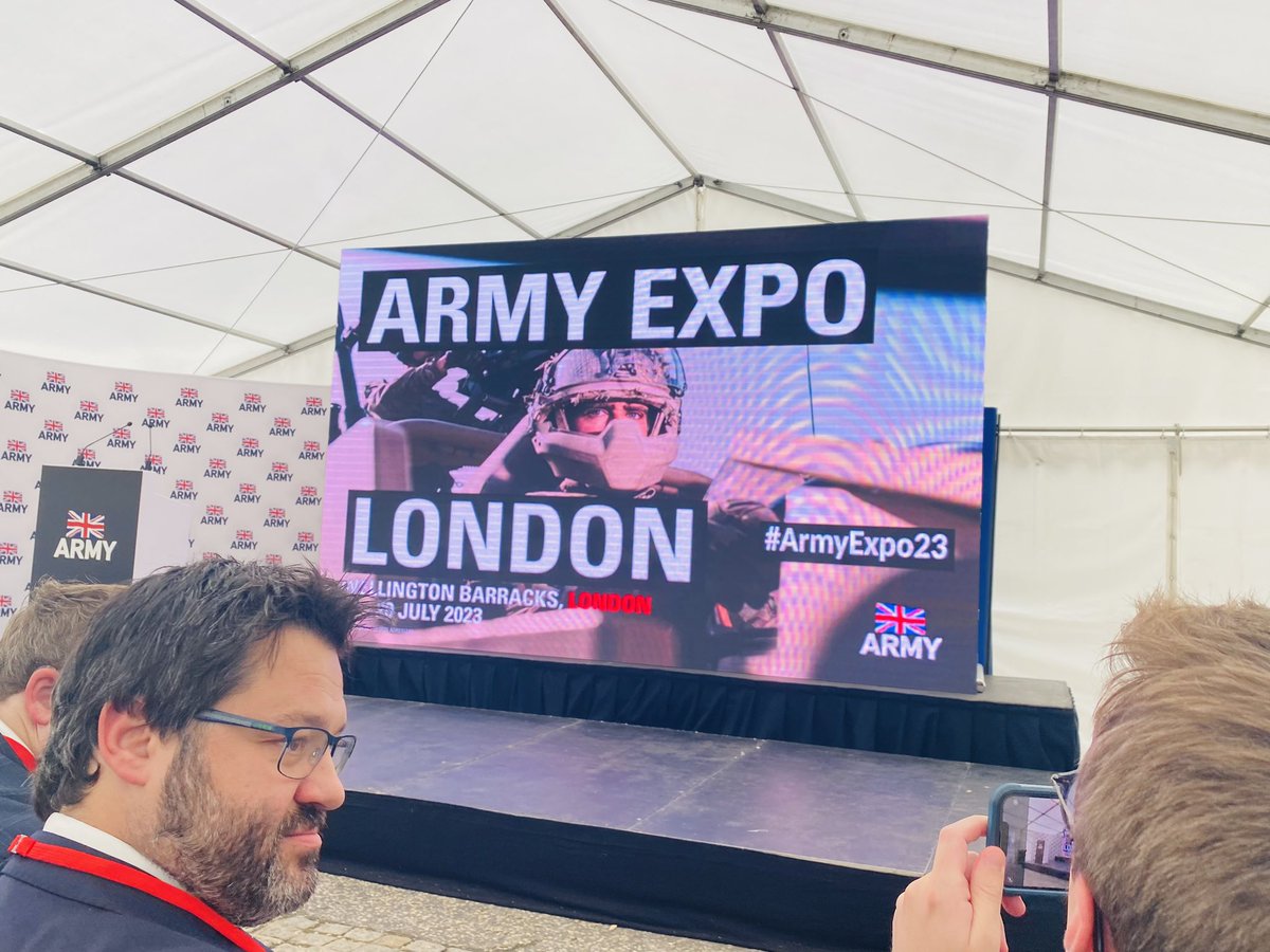 ChrisDuffy_Me's tweet photo. Delighted to represent Cardiff and Vale College today at the @ArmyExpo23 in London. An outstanding event which demonstrated how the Army carries out itβs role to face ever changing challenges at home and internationally. #ArmyExpo23 #DefenceERS https://t.co/q2OEzVdNPv