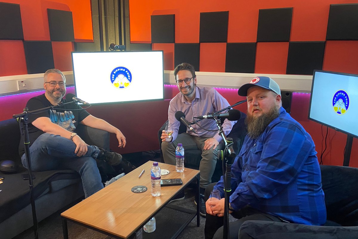 Episode 3 is out now as we hear all about Jamie's dream dramming experience. 

We also get the guys to blind taste
- Penderyn Portwood
- Speyburn 15
- Talisker Skye

Can they spot the Supermarket Special?