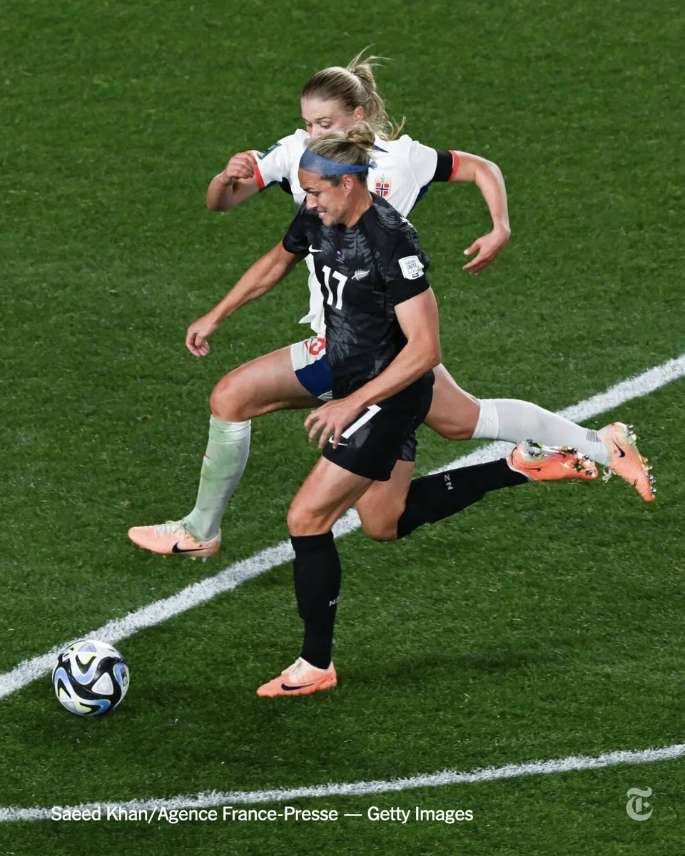 New Zealand 🇳🇿, one of the hosts of the Women’s World Cup, beat Norway 🇳🇴, 1-0, in the opening match of the tournament. 

Follow our tournament updates.
nyti.ms/3Q0FFvd