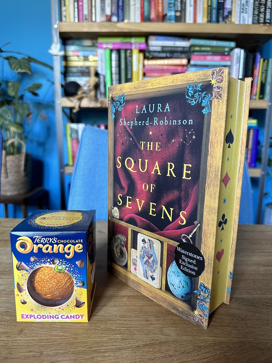 I’m just 7 followers away from 39k, so in an attempt to get over that hurdle, I’m giving away my Waterstones special edition of #TheSquareOfSevens (I now have an indie version!) &amp; a choc orange!

To enter, be following me, RT this tweet &amp; tag a friend. UK only. Entries close 23/7