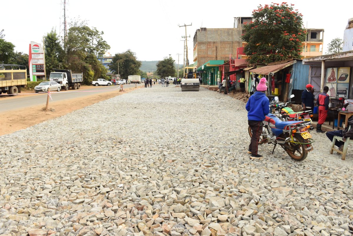 #wirawarie
The cabro paving projects will help in  providing ample parking spaces and modernization of the town.