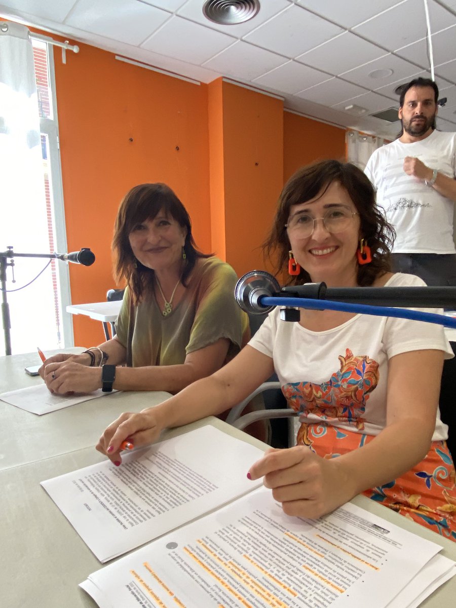 coeescv's tweet photo. #LOSOCIAL Vicente Ángel Barberá, José Vicente Alemany, Oscar Vivas, Manel Sanfelix, Silvia Tapia y José Antonio Ponce, son los y las artífices del podcast . ¡Enhorabuena por esta iniciativa tan interesante y enriquecedora para la Educación Social! 🙌 https://t.co/8D9VXoiabn