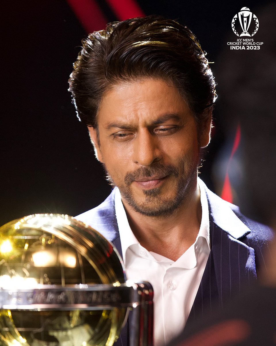 JoySRKian_2's tweet photo. Haters to aise hi mar jayenge Jawan ka aana to abhi baki hai ... https://t.co/mPzgq0KIxu