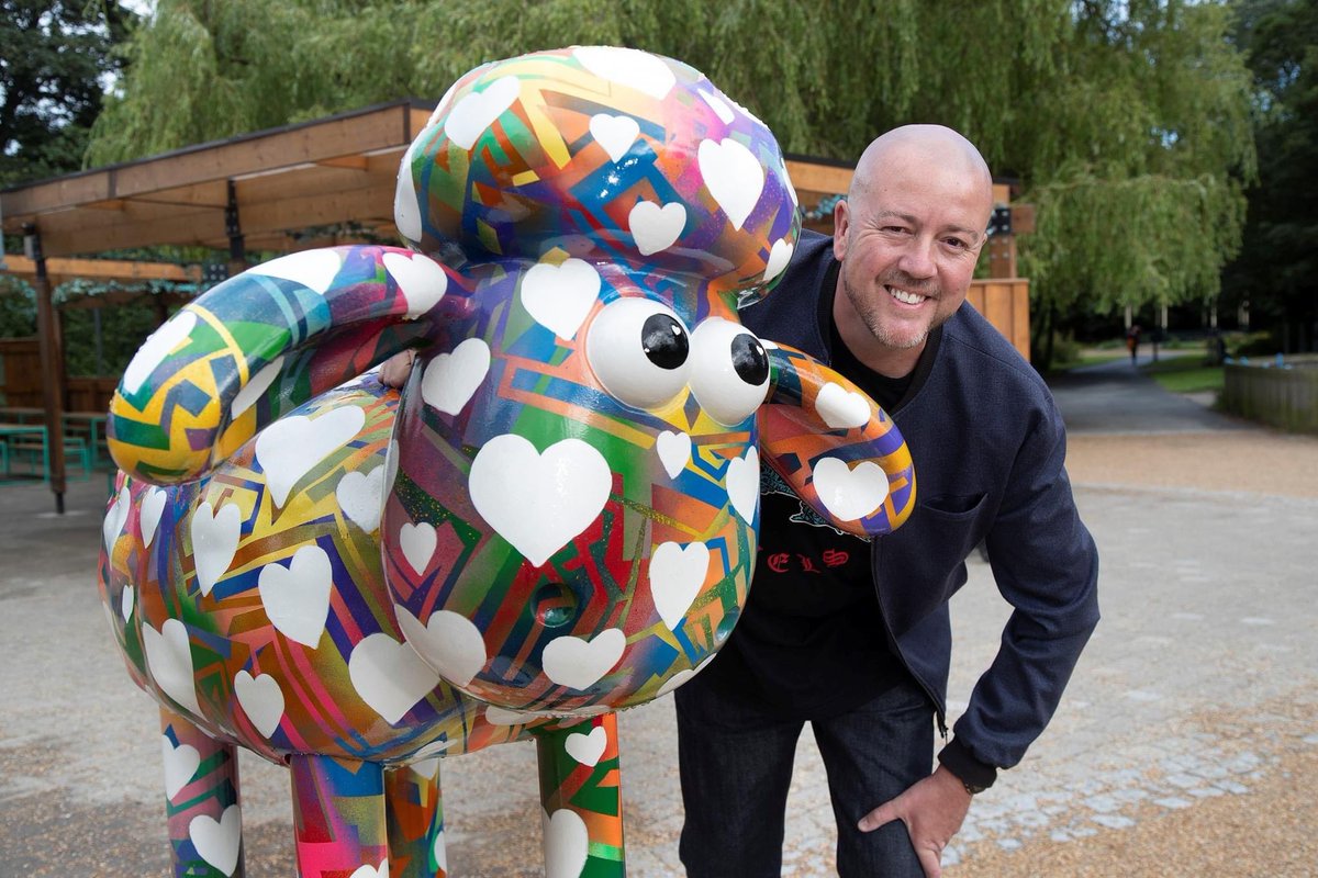 My_Metro's tweet photo. 📸 Here’s our Shaun! We are proud to be supporting @shaunonthetyne in aid of @stoswaldsuk and you can see our Shaun sculpture, ‘Luv U’, in Newcastle’s Exhibition Park. Thanks to @tommybaseline for the amazing art work. #ShaunOnTheTyne  @shaunthesheep https://t.co/PnXuYUjbKc