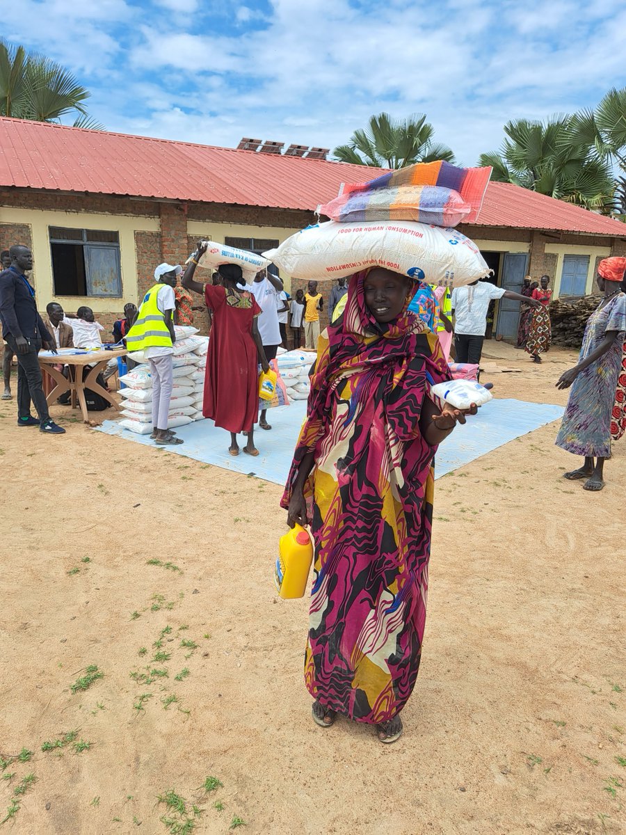 ACF_SouthSudan's tweet photo. 🎉 Celebrating the Crisis Modifier team's success! 🌟 Outstanding story featured on our global US website.  Also, a big shoutout to the US Comms team for sharing this impactful story! Let's keep showcasing our good work together! 🤝story in the link:🔗https://t.co/AduaHv86dv https://t.co/AFK8tc7sqy