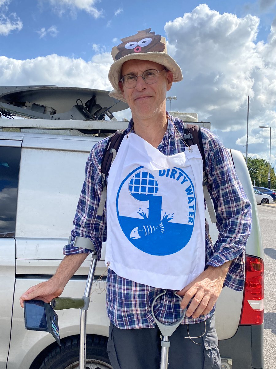 XRSouthWest's tweet image. Protesting @SouthWestWater AGM who are guilty of environmental crimes and trying to pass the bills to fix it on to us whilst they pay dividends to their shareholders #cutthecrap @Feargal_Sharkey