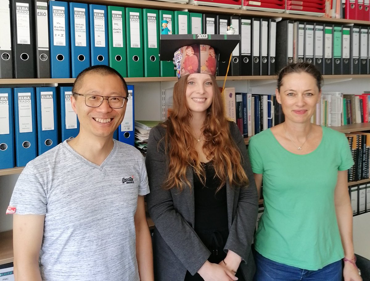 FOR 2812 - Constructing Scenarios of the Past (@dfg_for2812) on Twitter photo Congratulations to Dr Sophie Siestrup on the defence of her thesis🥳
The first FOR 2812 PhD to graduate 🎉🎉🎉
<a href="/WWU_Muenster/">Universität Münster</a>
Read more about her work at for2812.rub.de Congratulations to Dr Sophie Siestrup on the defence of her thesis🥳
The first FOR 2812 PhD to graduate 🎉🎉🎉
<a href="/WWU_Muenster/">Universität Münster</a>
Read more about her work at for2812.rub.de