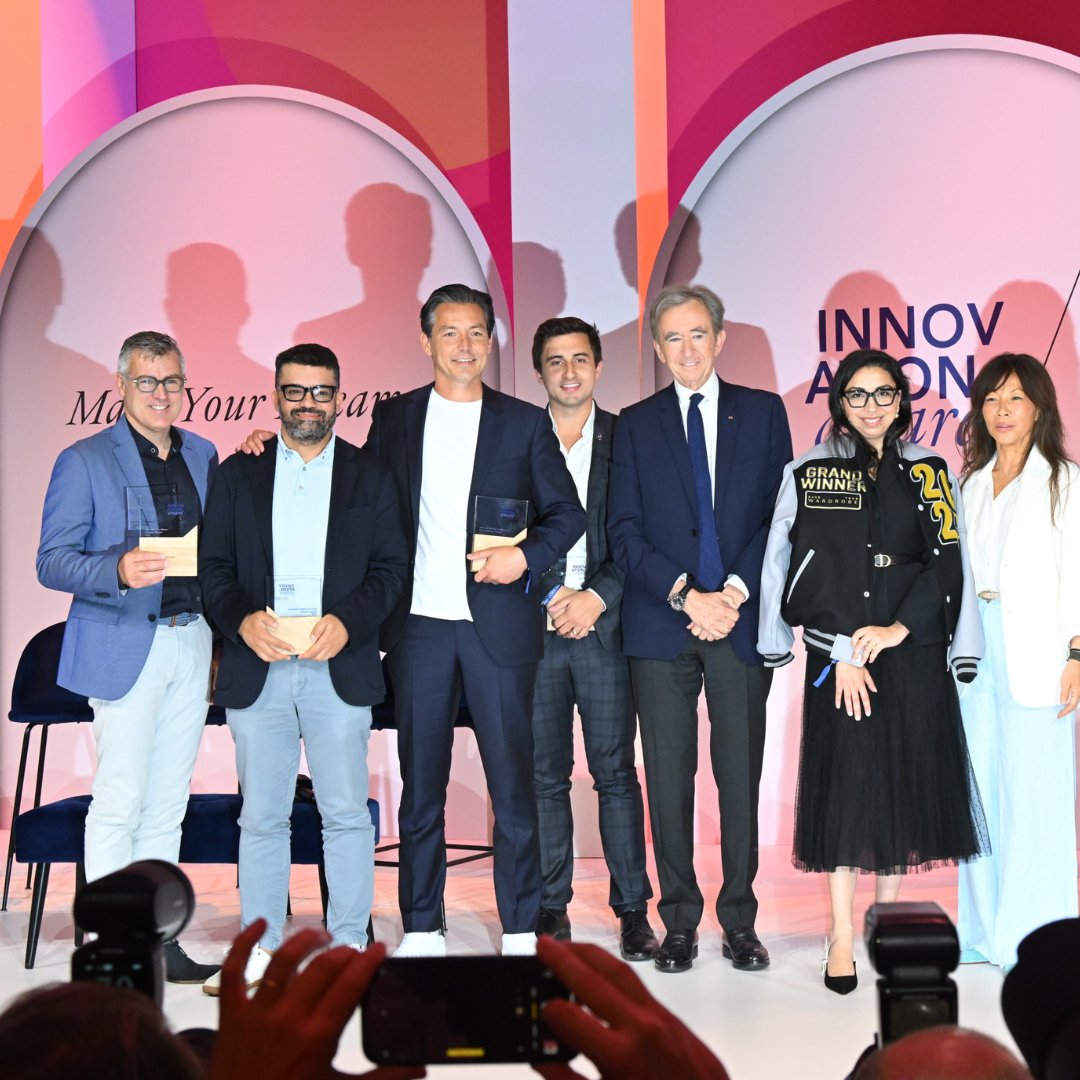 LivingPackets's tweet photo. A look back in images 📸✨
🎓 We joined the 9th promotion of the @LVMH group's La Maison des Startups acceleration program, located at Station F, Paris.
And the best is yet to come 🤞
#TechPartInOurFuture #LVMHInnovationAward #VivaTech #Award #Startup #Deeptech https://t.co/7lvqckg6Xo