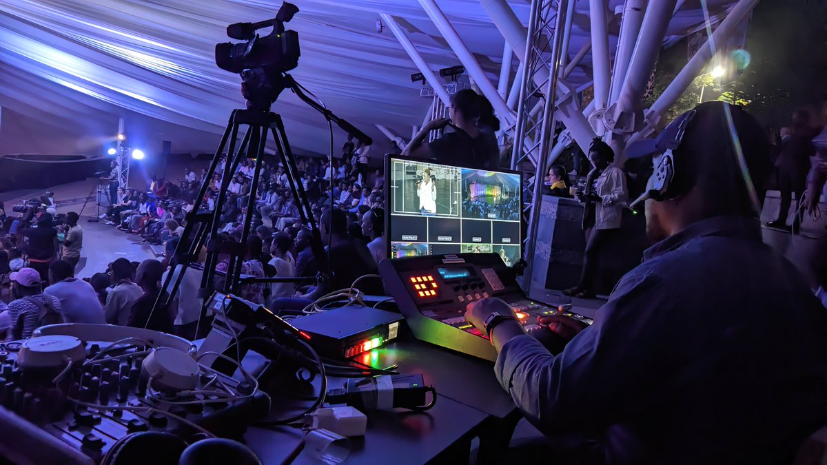AdmaRwanda's tweet photo. A team of 8 ADMA grads livestreamed @UbumuntuArtFest over the weekend.

@AdmaRwanda has been grateful to be able to join @HopeAzeda &amp; @mashirikarwanda from the inception of the festival, &amp; continuing the tradition of ADMA members supporting its yearly video production/livestream. https://t.co/BJNjZhTlAI