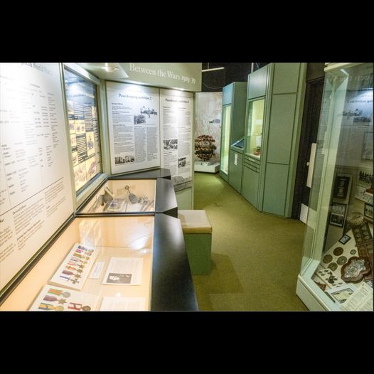 riflemansmuseum's tweet photo. Good morning all, we are open 10:00-16:00 (last entry 15:30).
To learn more about our collection, check out our website here: https://t.co/wypEufGrxK
#daytrip #theroyalgreenjackets #royalgreenjackets #RGJ #theroyalgreenjacketsmuseum #museum #museums #militarymuseum  #history https://t.co/qvKgkwssZK