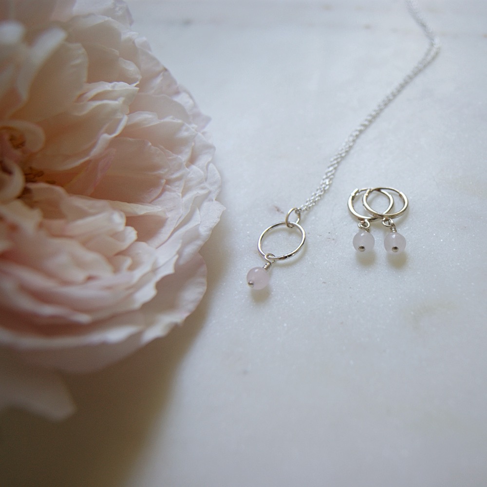 homeofjuniper's tweet image. Embracing the #barbie feelings of the moment - adding a little bit of pink to the home or your outfit

homeofjuniper.co.uk

#pinkhome #pinkhouse #poinkjewellery