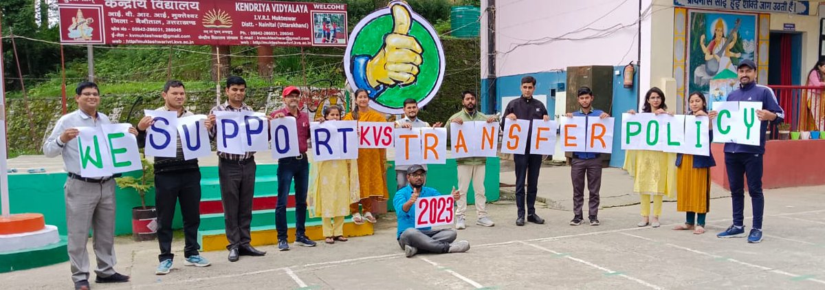 MaanTripo's tweet photo. कुछ तो लोग कहेंगे, लोगों का काम है कहना। 
KVS के माननीय पदाधिकारियों से आग्रह है कि विरोध करने वालों के बजाय इन पर ध्यान दें, जो देश के दुर्गम स्थानों पर सालों से मुस्तैद हैं  । ट्रांसफर प्रक्रिया को आगे बढ़ाने की कृपा करे।
@dpradhanbjp @KVS_HQ @EduMinOfIndia @ZeeNews @PMOIndia https://t.co/iKJeGut5P0